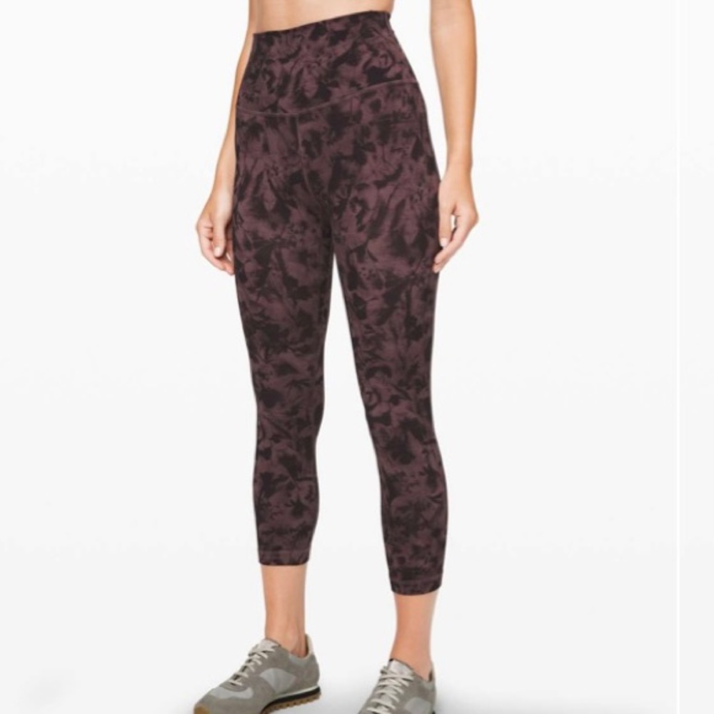 Lululemon Align Crop (21") in Mini Dusk Floral Antique Bark Black